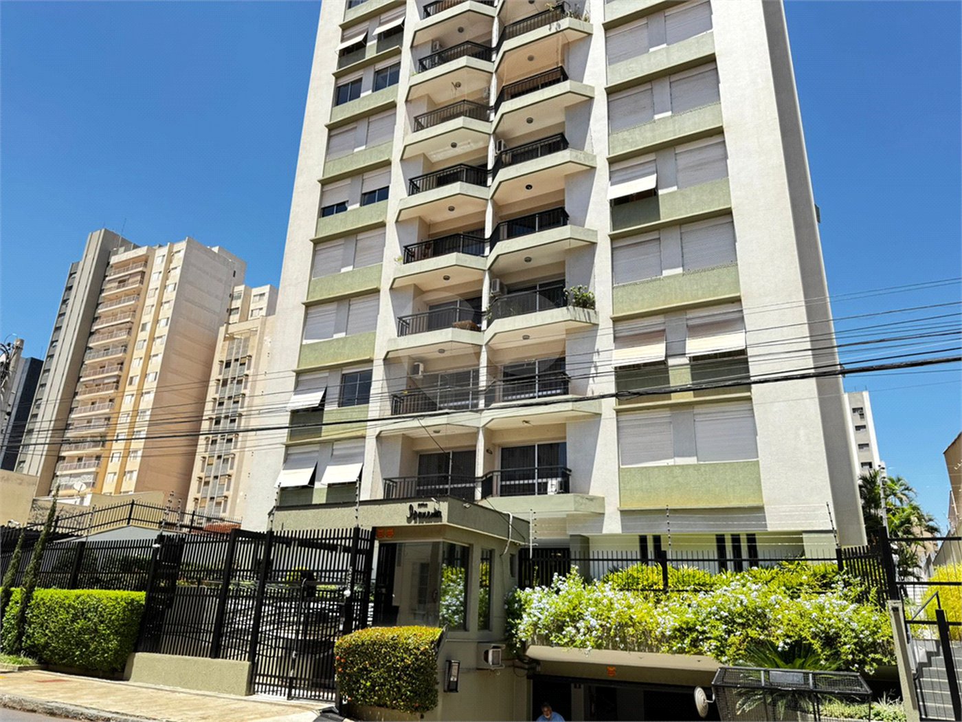 Apartamento à venda com 2 quartos, sendo 1 suíte,  em Vila Seixas, Ribeirão Preto, SP