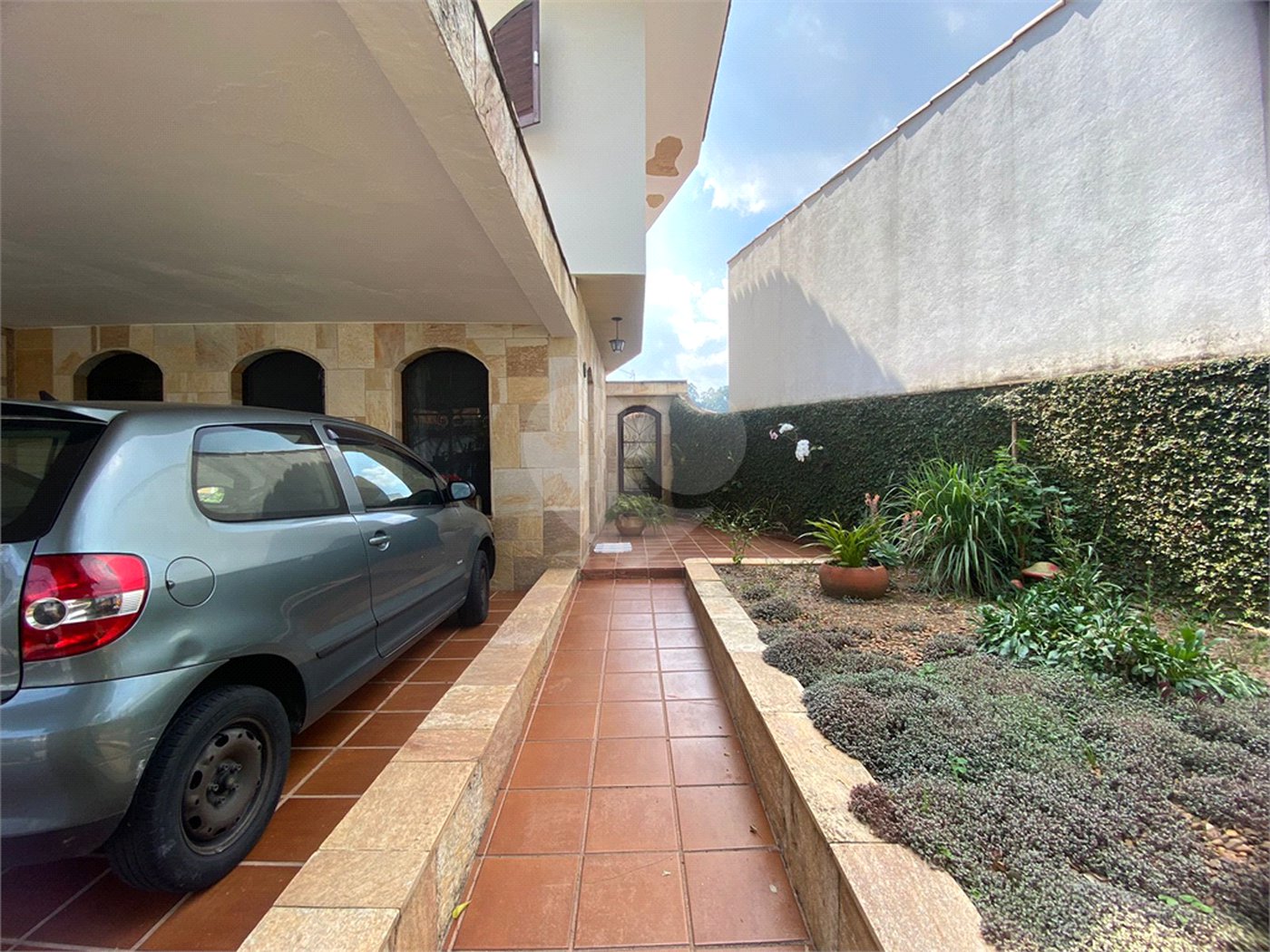 Sobrado à venda com 3 quartos, sendo 1 suíte, em Palmas do Tremembé, São Paulo, SP
