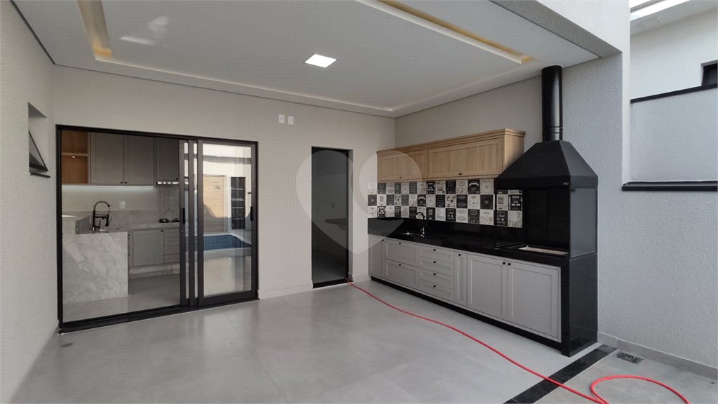 Casa à venda com 3 suítes no condomínio Residencial Viena, Indaiatuba - SP