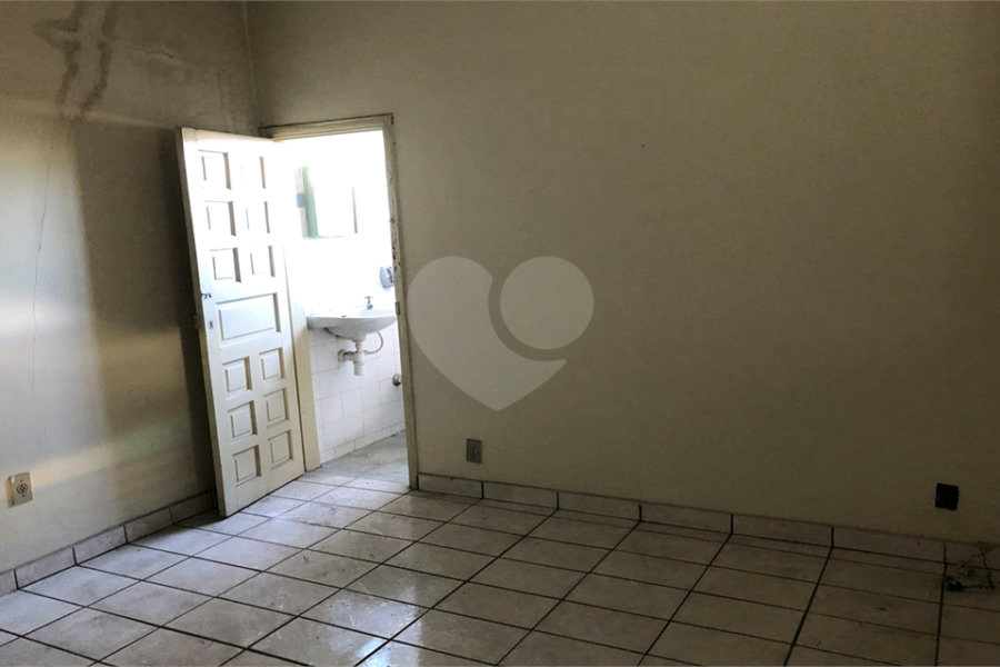 Sobrado à venda com 2 quartos, sendo 1 suíte, em Vila Nova Cachoeirinha, São Paulo, SP