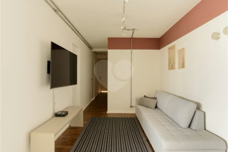 Apartamento à venda com 4 quartos, sendo 2 suítes, em Vila Olímpia, São Paulo, SP