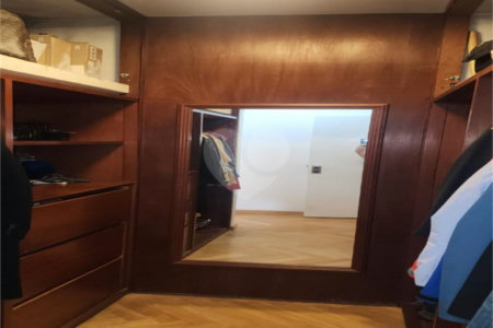 Apartamento à venda com 4 quartos, sendo 2 suítes,  em Indianópolis, São Paulo, SP