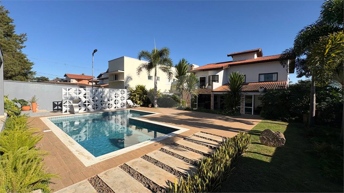 Casa à venda ou para alugar com 4 quartos, sendo 2 suítes,  no condomínio Vivendas do Lago, Sorocaba - SP