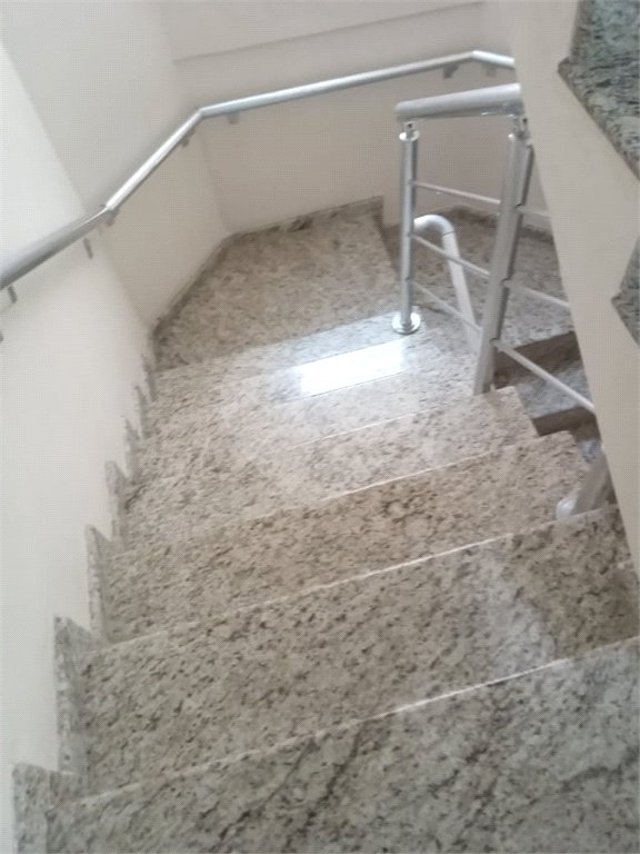 Sobrado à venda com 3 quartos, sendo 1 suíte, em Jardim Santa Beatriz, Guarulhos, SP