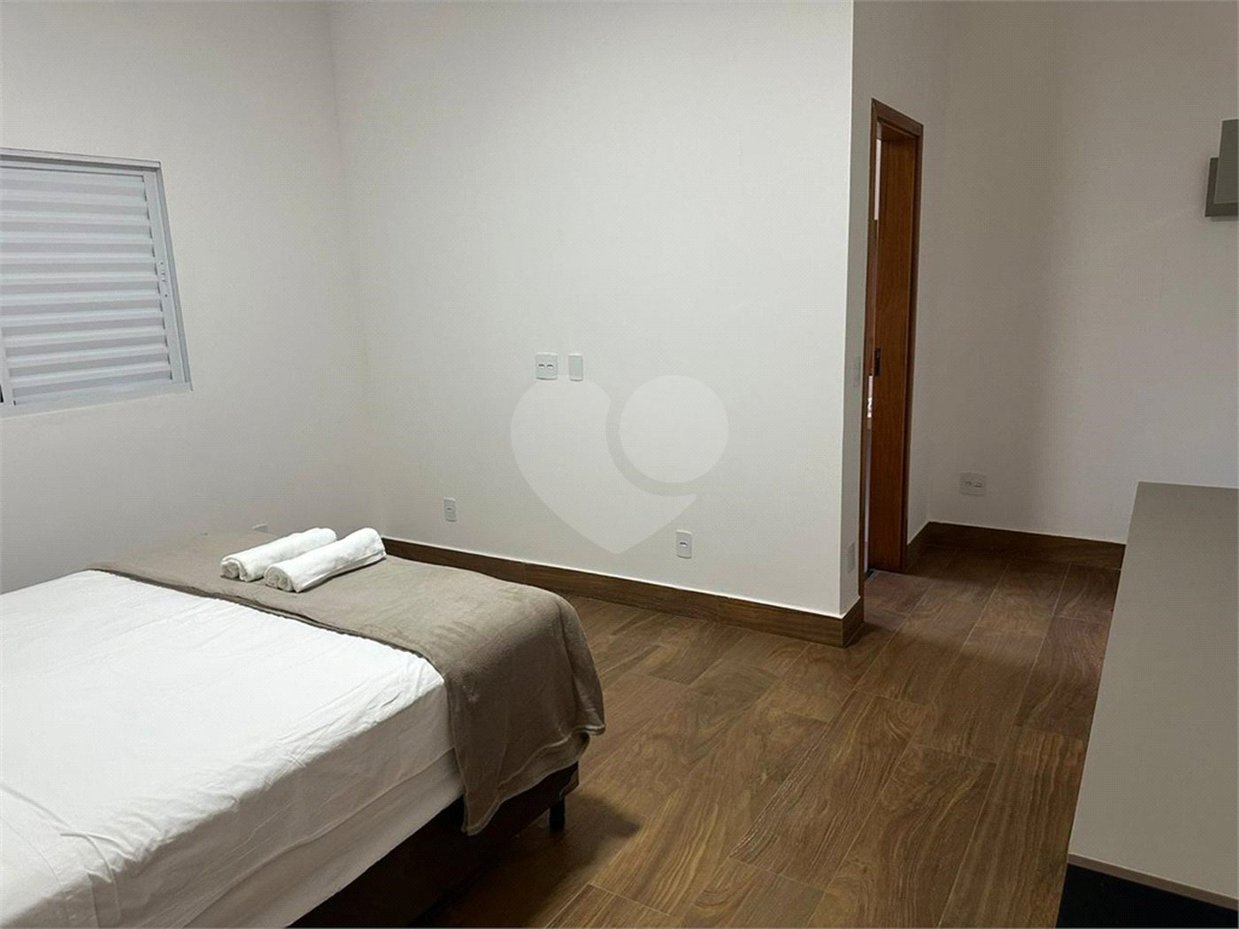 Casa à venda com 2 quartos, sendo 1 suíte, no condomínio Residencia Valencia - Ilha Turia, Ribeirão Preto - SP