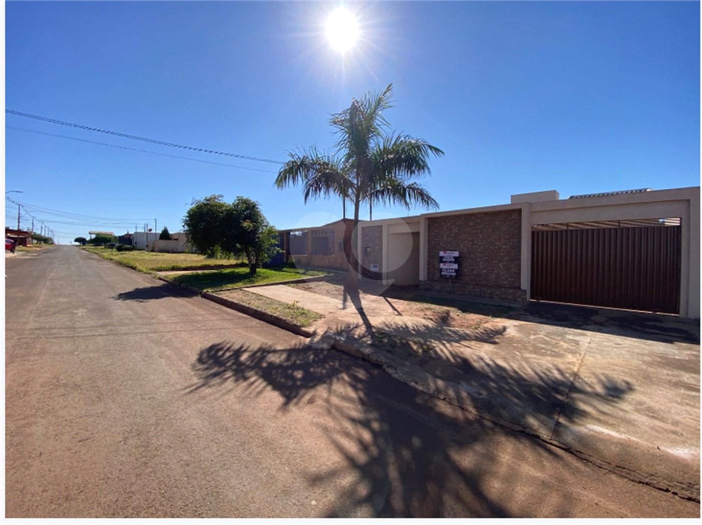 Casa à venda com 3 quartos, sendo 1 suíte, em Jardim Primavera I, Ponta Porã, MS