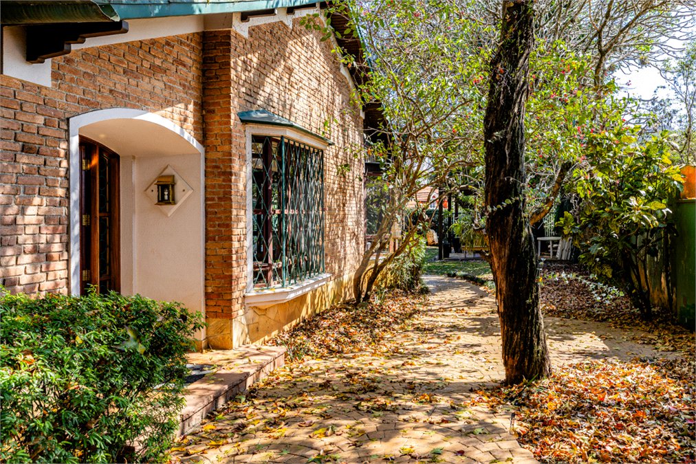 Casa à venda com 3 quartos, sendo 2 suítes,  em Alto da Boa Vista, São Paulo, SP