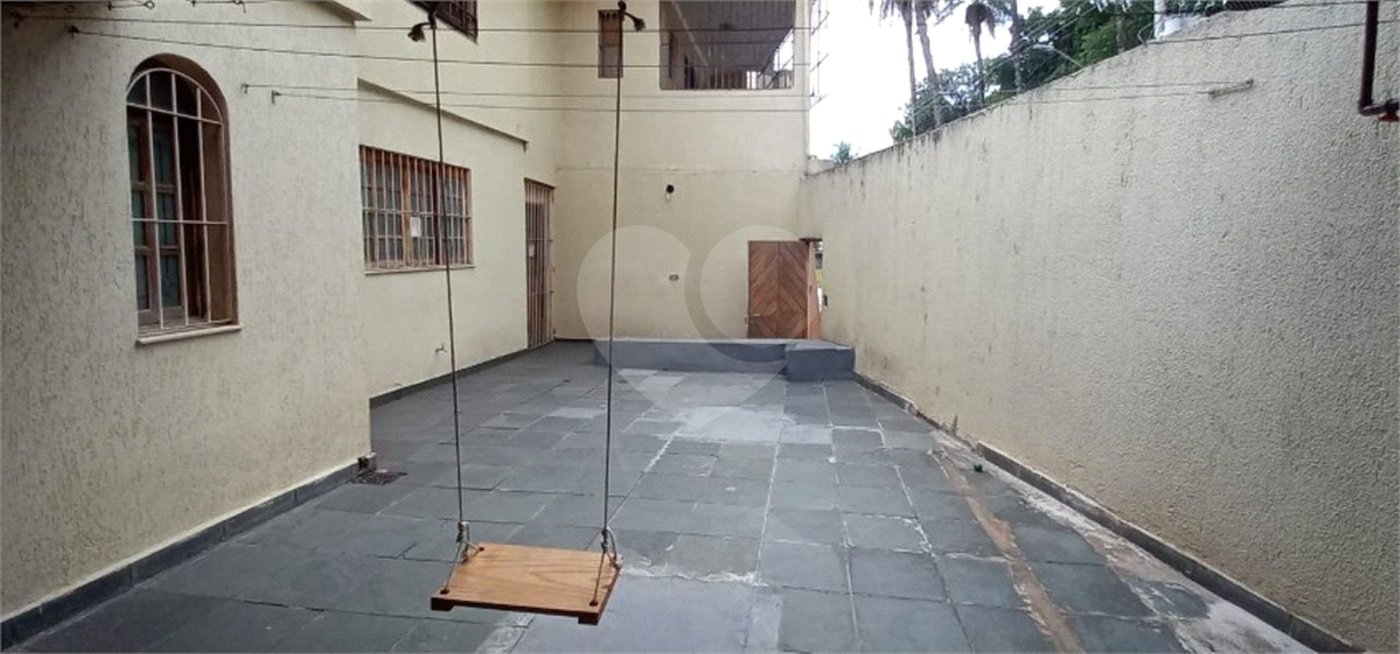 Sobrado para alugar com 3 quartos, sendo 1 suíte, em Parque Maria Domitila, São Paulo, SP