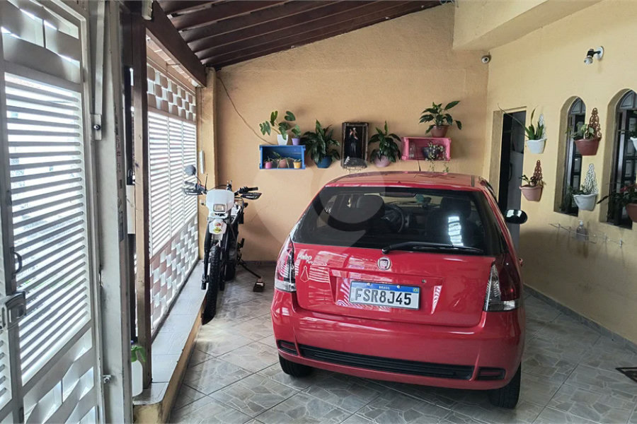 Casa à venda com 4 quartos, sendo 1 suíte, em Casa Verde, São Paulo, SP