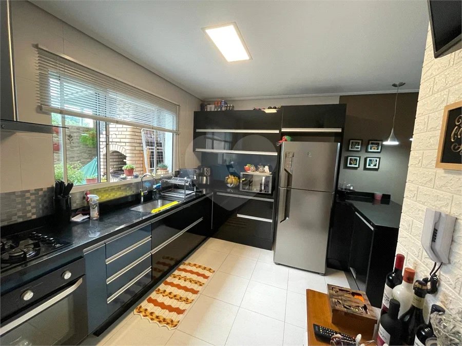 Casa à venda com 2 suítes no condomínio Cotia, Cotia - SP
