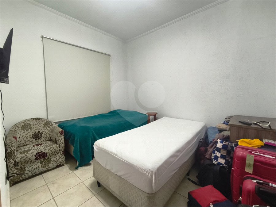 Sobrado à venda com 8 quartos, sendo 2 suítes, em Parada Inglesa, São Paulo, SP
