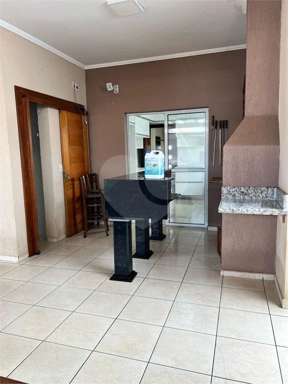 Casa à venda com 3 quartos, sendo 1 suíte,  em Pinheirinho, Vinhedo, SP