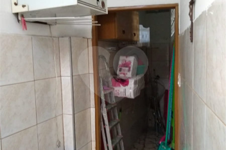 Casa à venda com 2 quartos, sendo 1 suíte, em Vila Piauí, São Paulo, SP