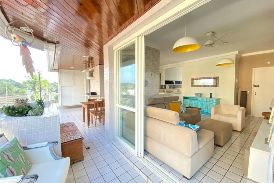 Apartamento à venda com 3 quartos, sendo 1 suíte, em Riviera de São Lourenço, Bertioga, SP