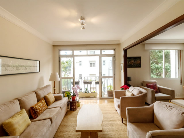 Apartamento à venda com 3 quartos, sendo 2 suítes,  em Alto da Boa Vista, São Paulo, SP