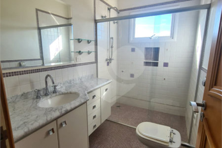 Casa à venda com 3 suítes no condomínio Vinhas da Vista Alegre - Lado Sede, Vinhedo - SP