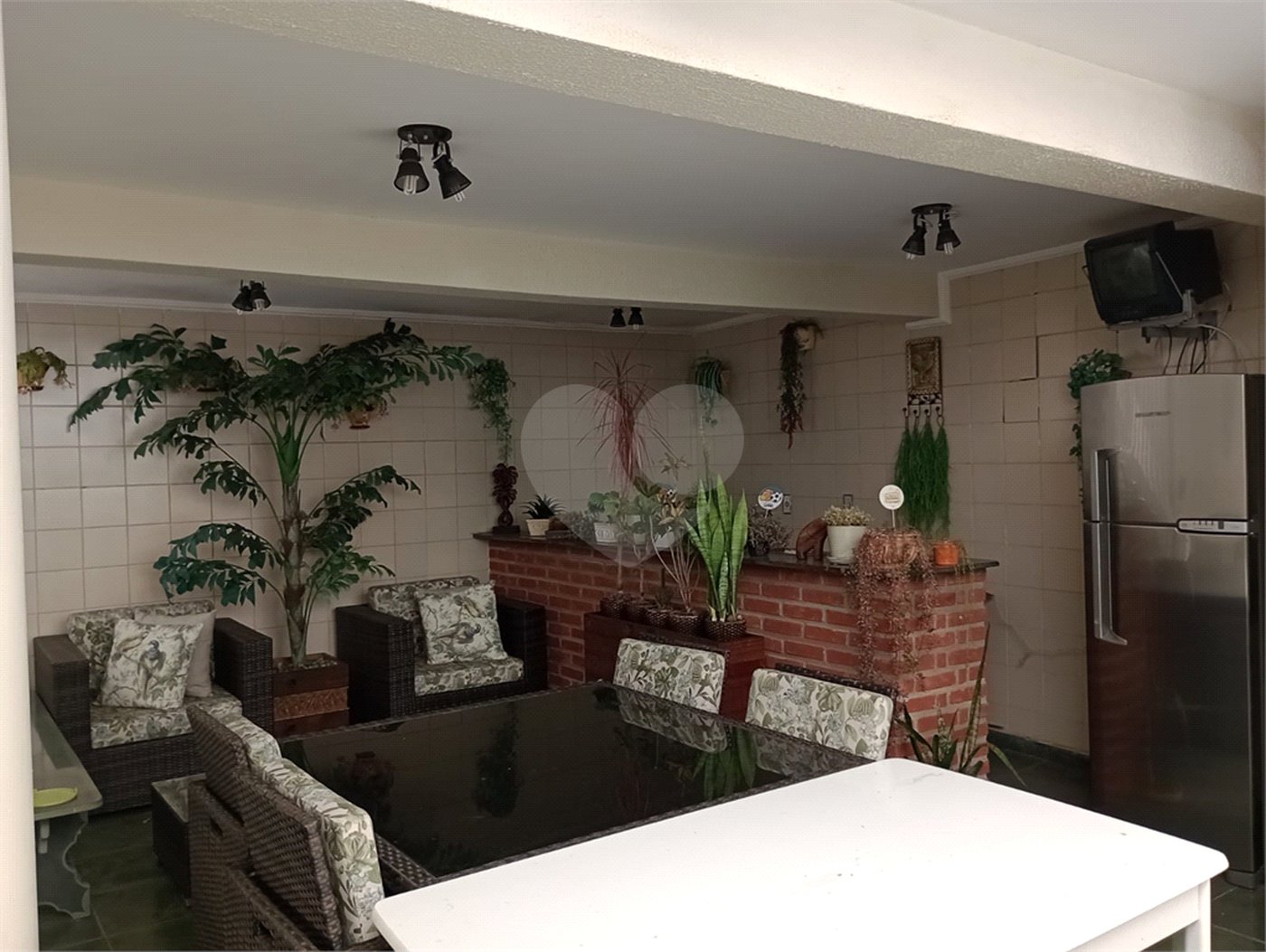 Casa à venda com 4 quartos, sendo 3 suítes,  em Alto Ipiranga, Mogi das Cruzes, SP