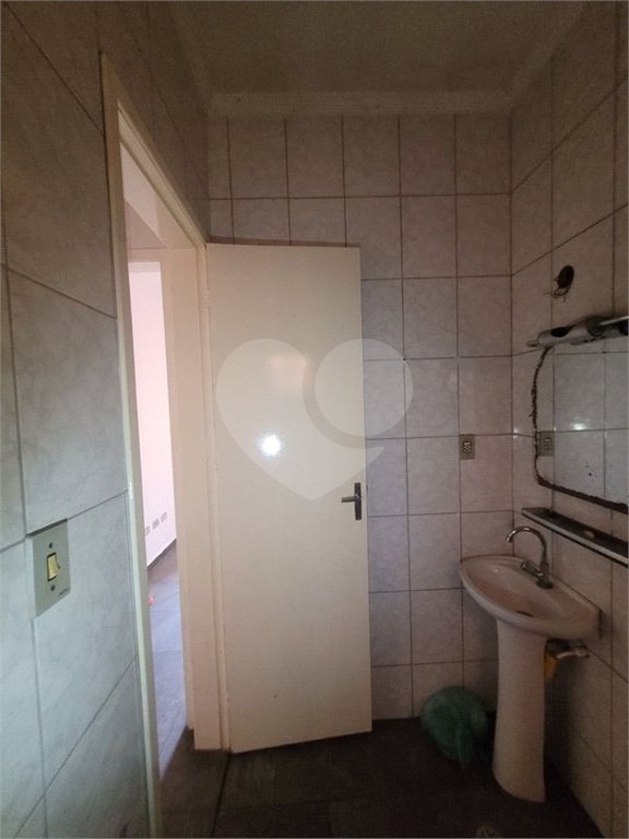 Casa à venda com 3 quartos, sendo 1 suíte, em Vila Vitório Mazzei, São Paulo, SP