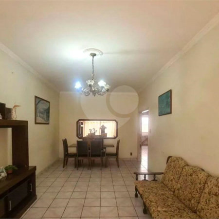 Casa à venda com 4 quartos, sendo 1 suíte,  em Jardim Trussardi, São Paulo, SP