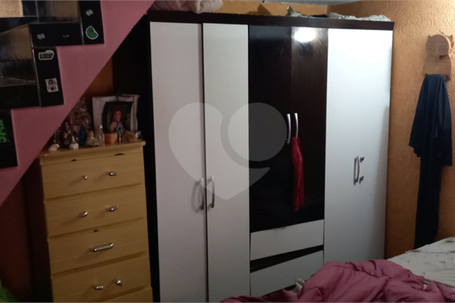 Sobrado à venda com 4 quartos em Água Fria, São Paulo, SP