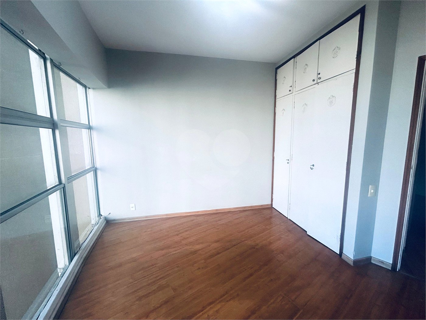 Apartamento à venda com 3 quartos, sendo 1 suíte, em Lagoa, Rio de Janeiro, RJ