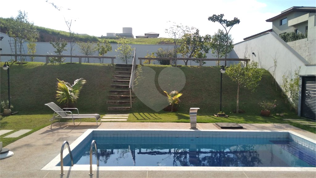 Casa à venda com 4 quartos, sendo 2 suítes, no condomínio Campos de Santo Antonio II, Itu - SP