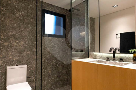 Apartamento à venda com 2 quartos, sendo 1 suíte, em Pinheiros, São Paulo, SP