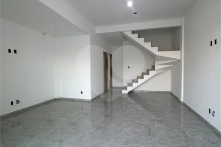 Casa à venda com 4 quartos, sendo 1 suíte, em Inhoaíba, Rio de Janeiro, RJ