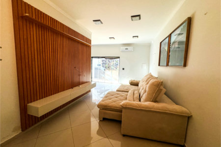 Casa à venda com 3 quartos, sendo 1 suíte, em Jardim Paranapunga, Três Lagoas, MS