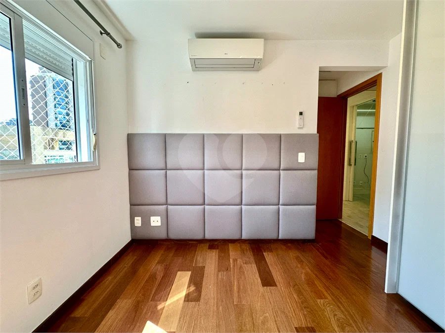 Apartamento para Locação na Vila Olímpia | 126 m² | 3 Suítes | 3 Vagas