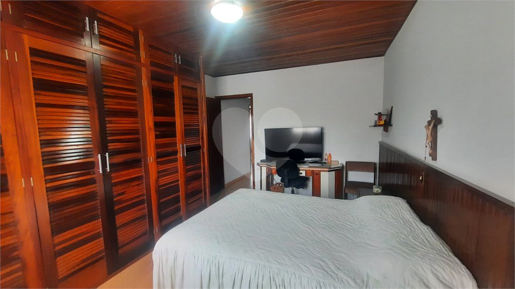 Casa à venda com 4 quartos, sendo 1 suíte,  em Vila Rosália, Guarulhos, SP