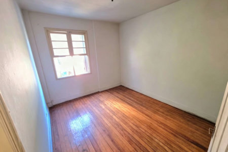 Casa com 3 dormitórios à venda, 119 m² por R$ 689.000,00 - Pompéia - Santos/SP