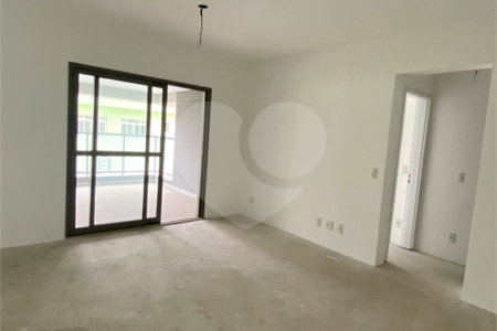 Apartamento à venda com 2 suítes em Vila Mariana, São Paulo, SP