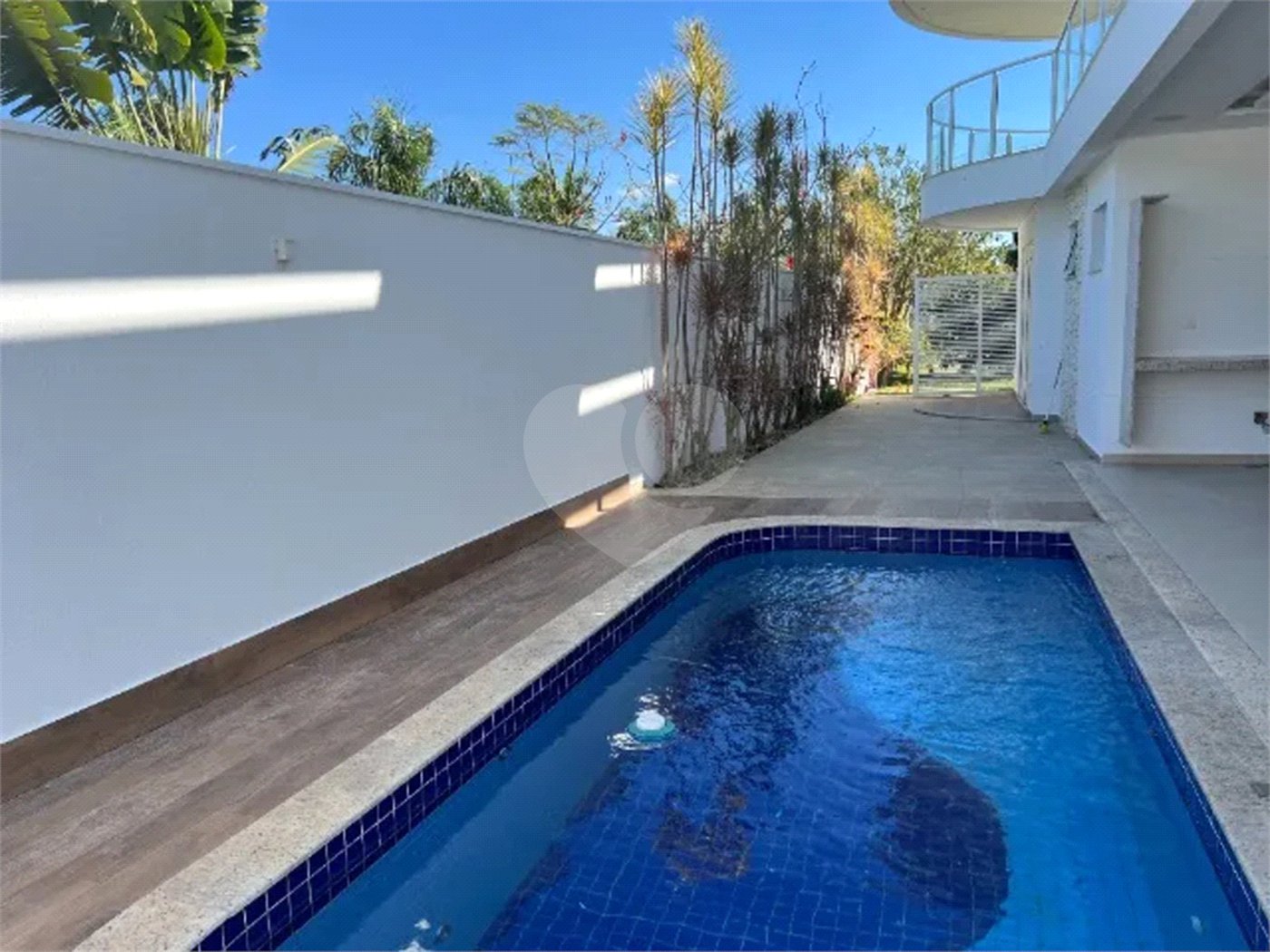 Casa à venda com 4 suítes no condomínio Jardim do Golfe 3, São José dos Campos - SP