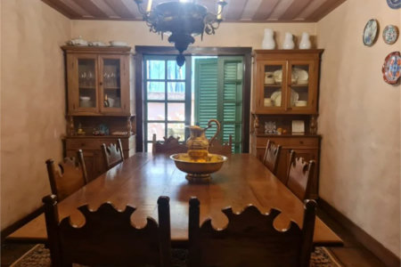 Casa à venda com 5 quartos, sendo 2 suítes, em Jardim Morumbi, São Paulo, SP