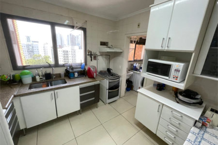 Apartamento à venda com 3 quartos, sendo 1 suíte, em Parque Bairro Morumbi, São Paulo, SP