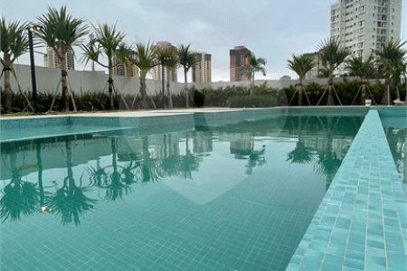 Apartamento à venda com 3 suítes em Vila Sofia, São Paulo, SP