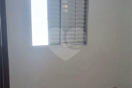 Sobrado à venda com 5 quartos em Vila Arriete, São Paulo, SP