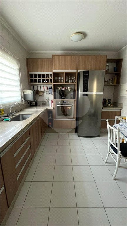 Casa à venda com 3 quartos, sendo 1 suíte, no condomínio Buonna Vitta, Jundiaí - SP
