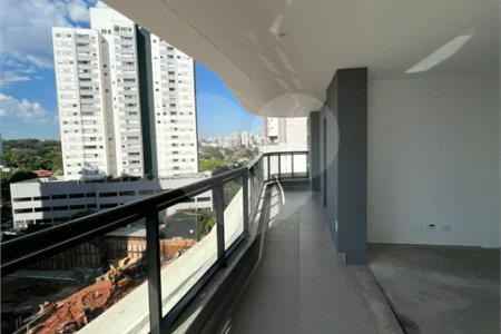Apartamento à venda com 3 suítes em Butantã, São Paulo, SP