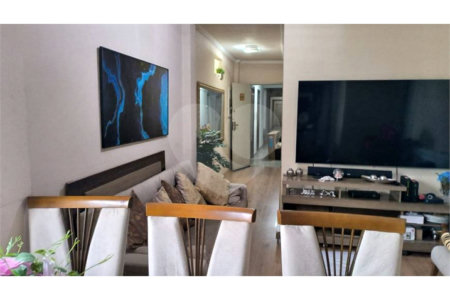 Apartamento à venda com 2 quartos, sendo 1 suíte, em Pinheiros, São Paulo, SP