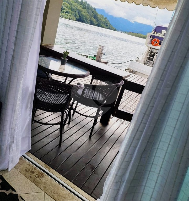 Apartamento à venda com 1 suíte em Ponta da Cruz, Angra dos Reis, RJ