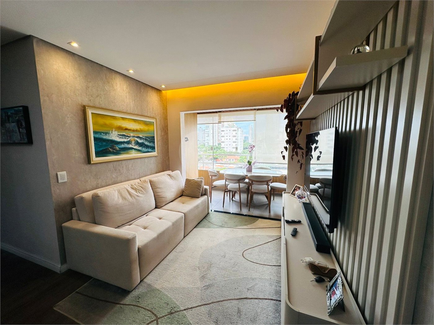 Apartamento à venda com 2 quartos, sendo 1 suíte,  em Cidade Monções, São Paulo, SP