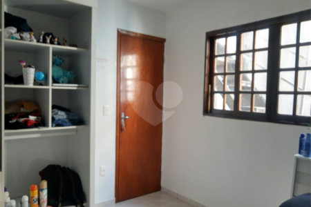 Sobrado à venda com 3 quartos, sendo 1 suíte, em Vila Maria Baixa, São Paulo, SP