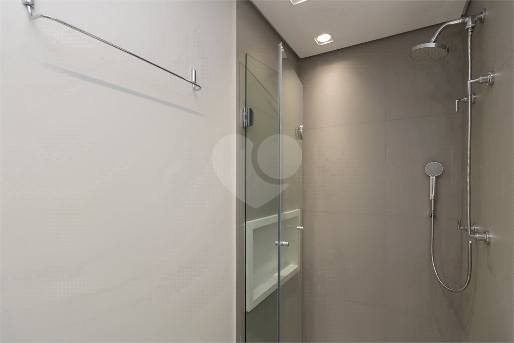 Apartamento à venda com 1 quarto em Vila Cordeiro, São Paulo, SP