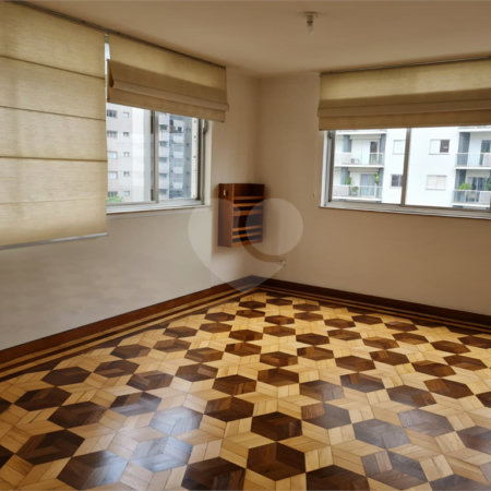 Apartamento à venda ou para alugar com 3 quartos, sendo 1 suíte, em Itaim Bibi, São Paulo, SP