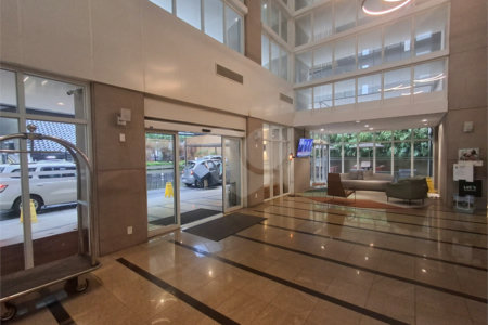 Apartamento à venda ou para alugar com 1 quarto em Cerqueira César, São Paulo, SP