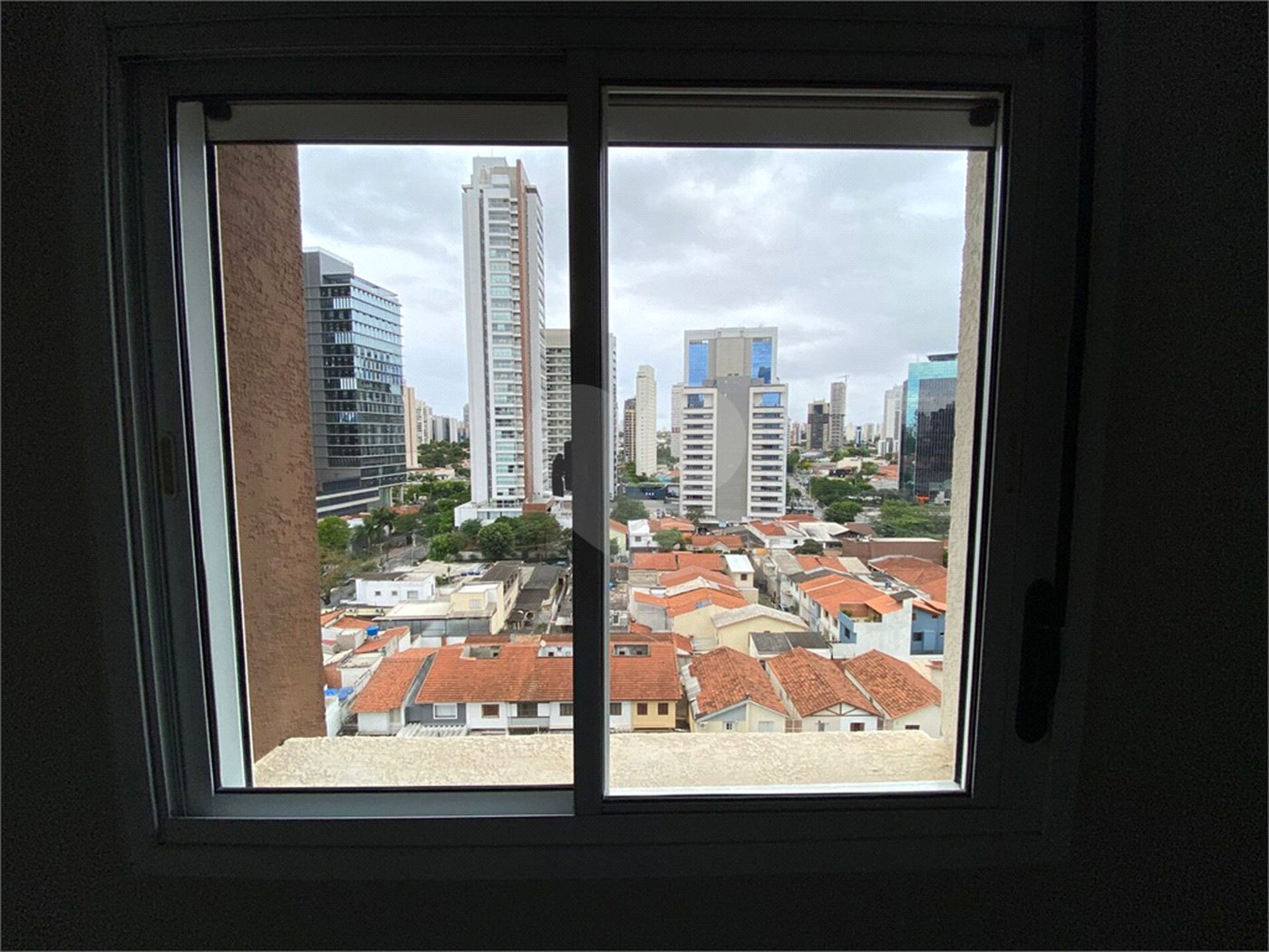 Apartamento para alugar com 2 quartos, sendo 1 suíte,  em Vila Gertrudes, São Paulo, SP