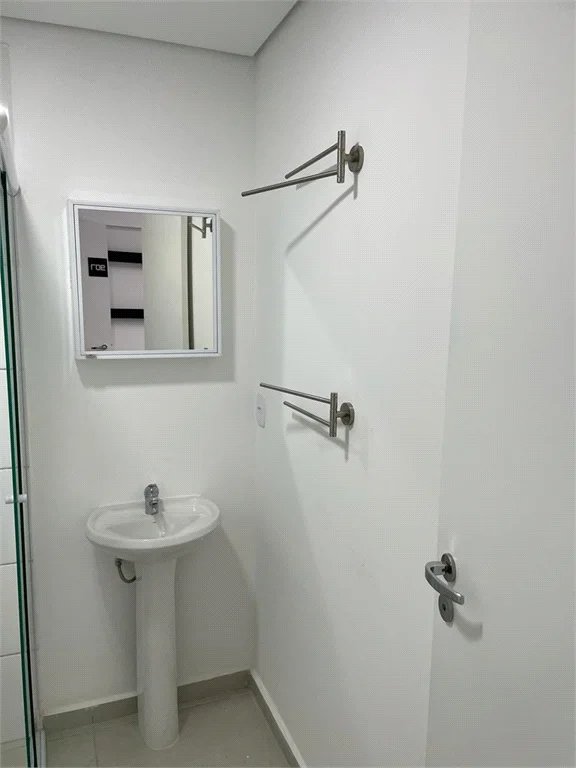 Sala à venda ou para alugar com 1 quarto em Cerqueira César, São Paulo, SP