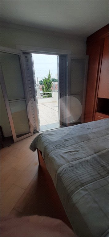 Sobrado à venda com 4 quartos, sendo 1 suíte, em Vila Lúcia, São Paulo, SP